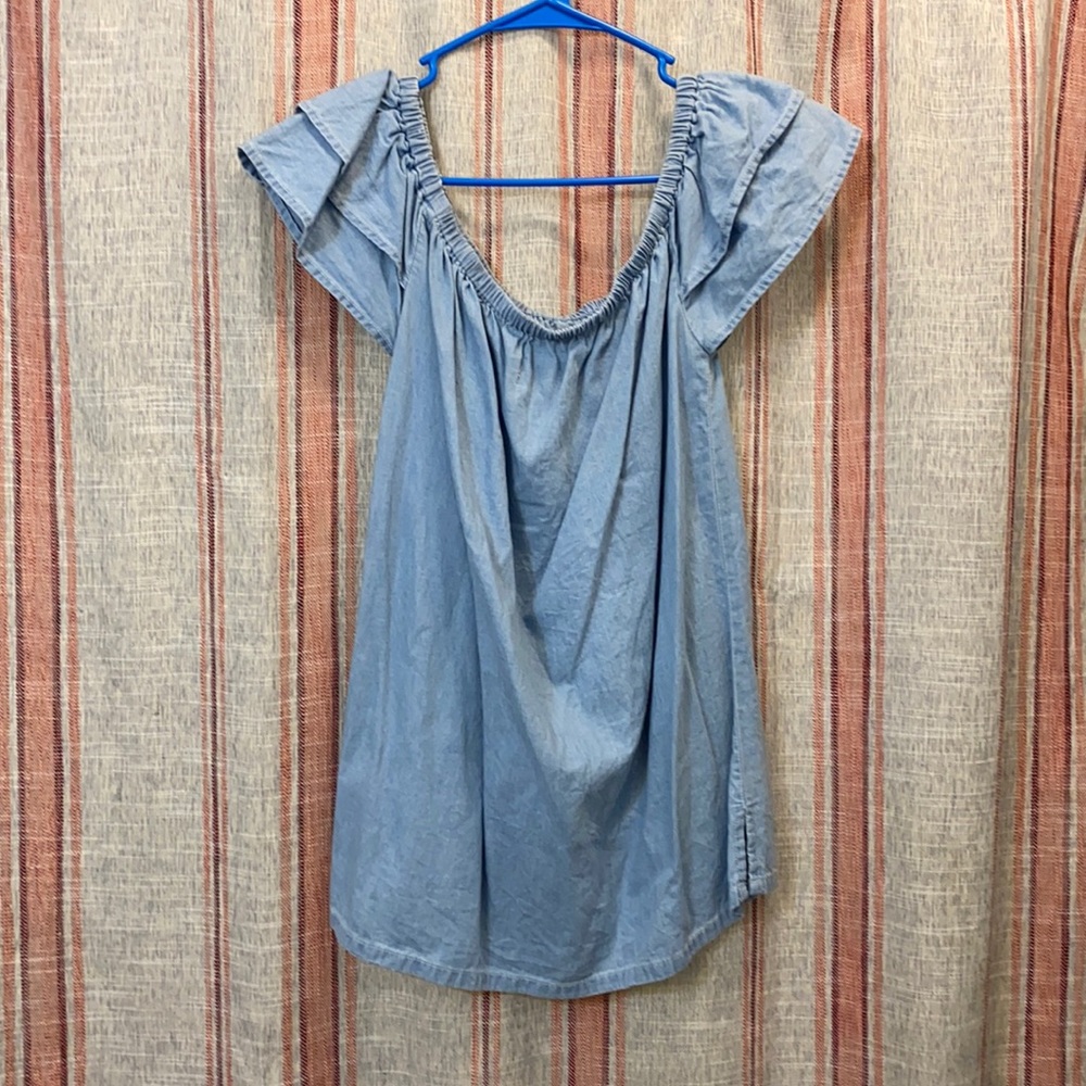Off the shoulder shirt